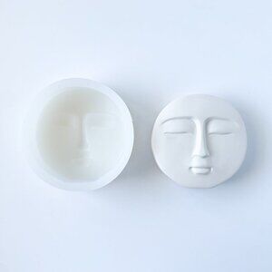 Silicone Mold Moon Face for Concrete Cement or Plaster